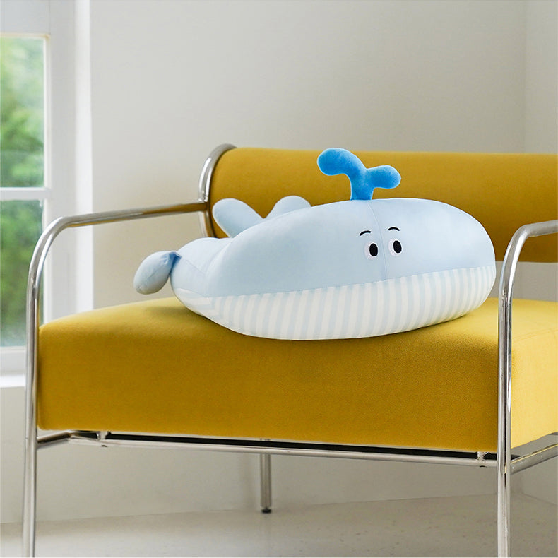 Whale-Shaped Cooling Pet Bed