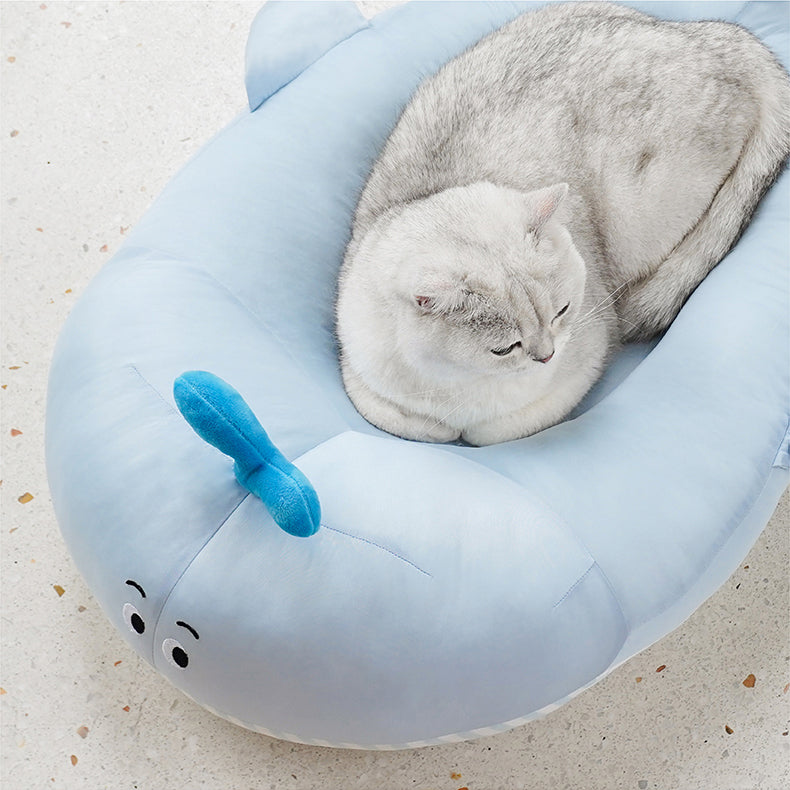Whale-Shaped Cooling Pet Bed
