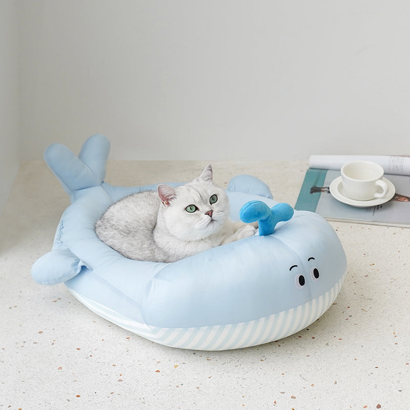 Whale-Shaped Cooling Pet Bed