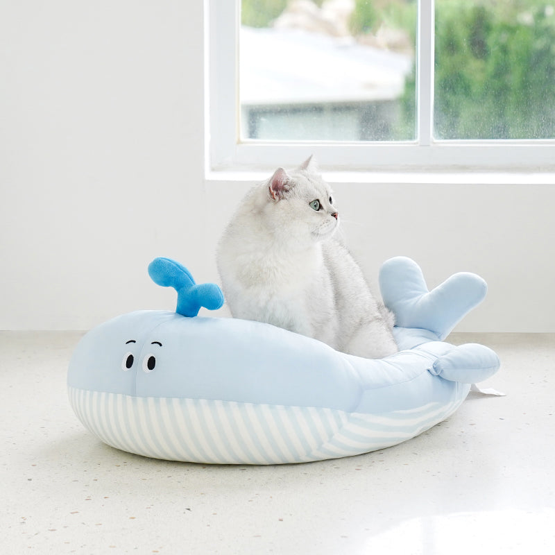 Whale-Shaped Cooling Pet Bed