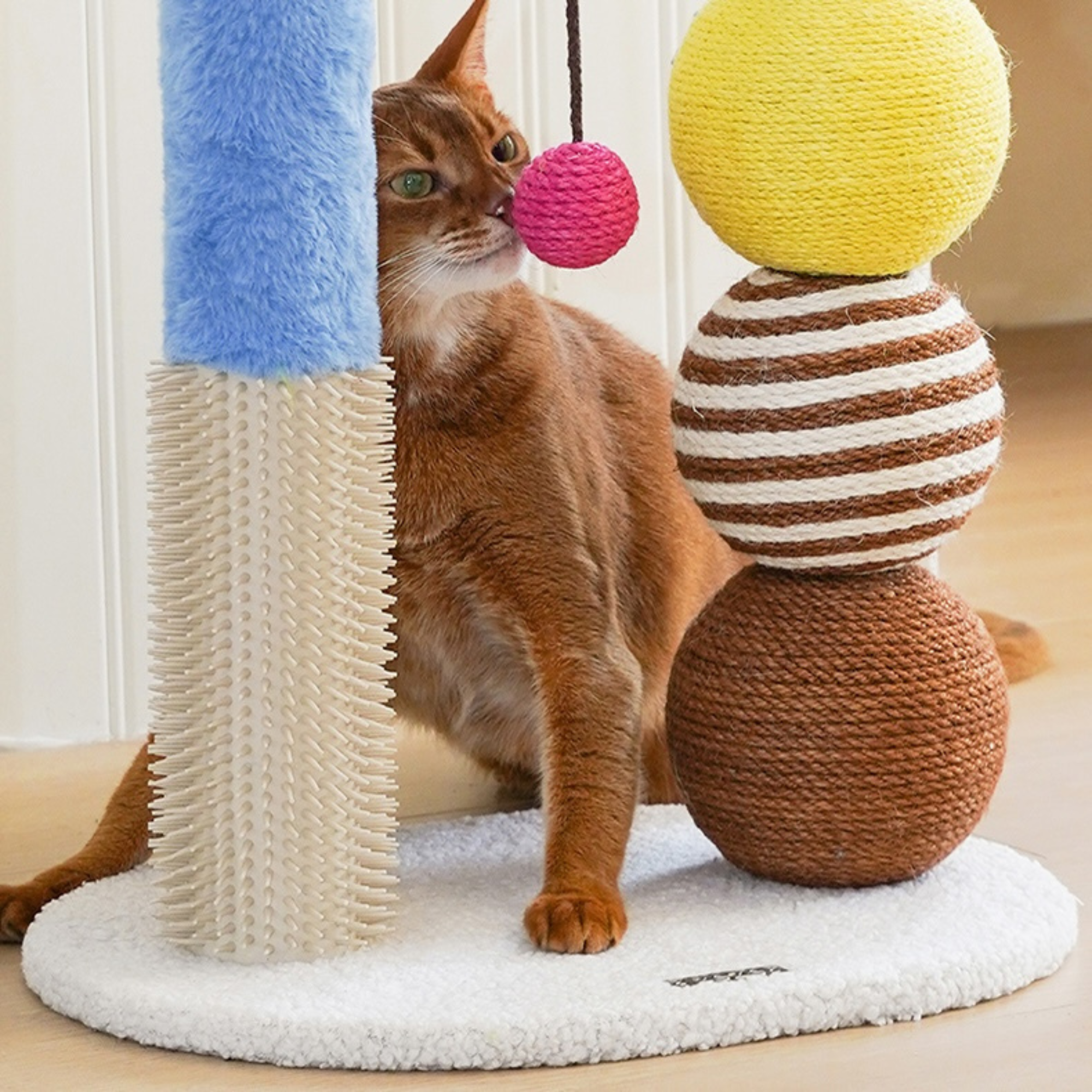 ZEZE BoBo Ball Multi-Functional 27.5-in Polyethylene Cat Scratcher with Toy