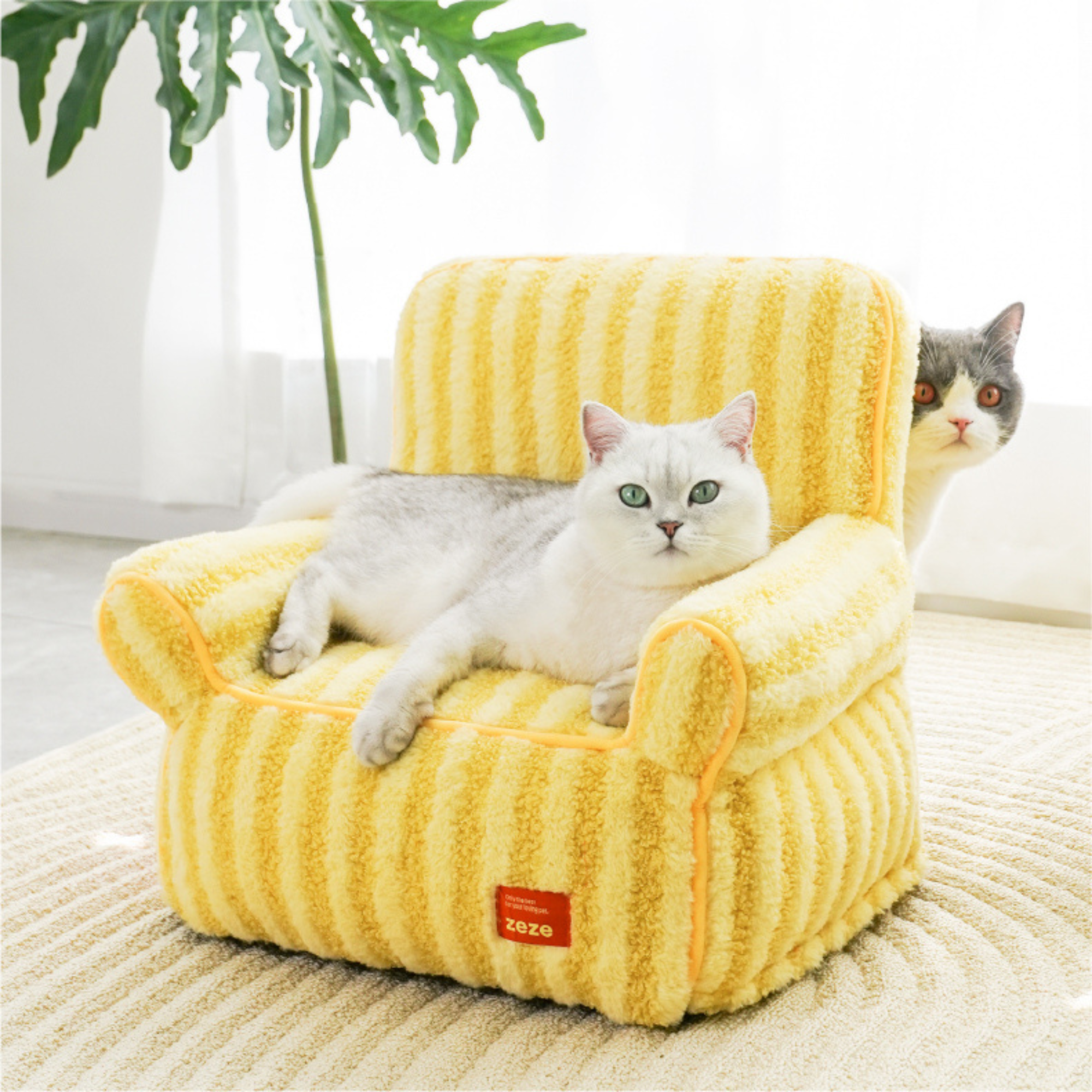 ZEZE Striped Furniture Style Sofa Cat Bed