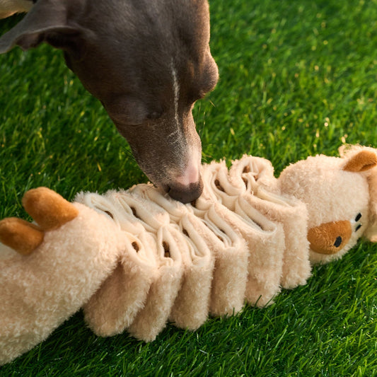 ZEZE Parker the Alpaca snuffle dog toy with dog