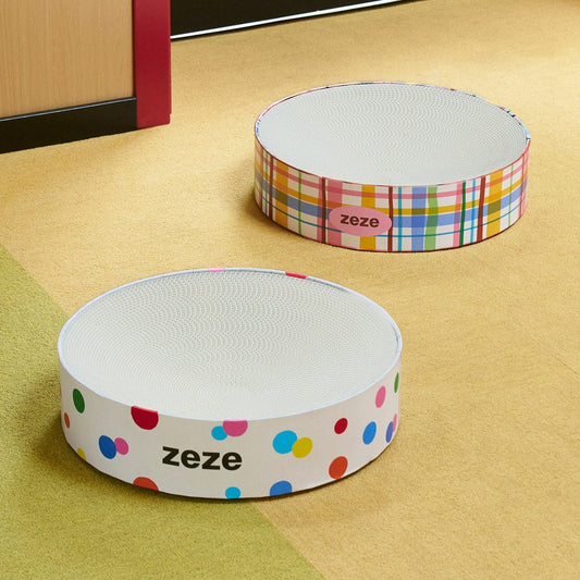 ZEZE Round Cat Scratcher Bowl - Rainbow Polka Dot