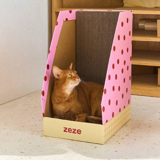ZEZE Standing Cat Scratcher Box - Pink Polka Dot