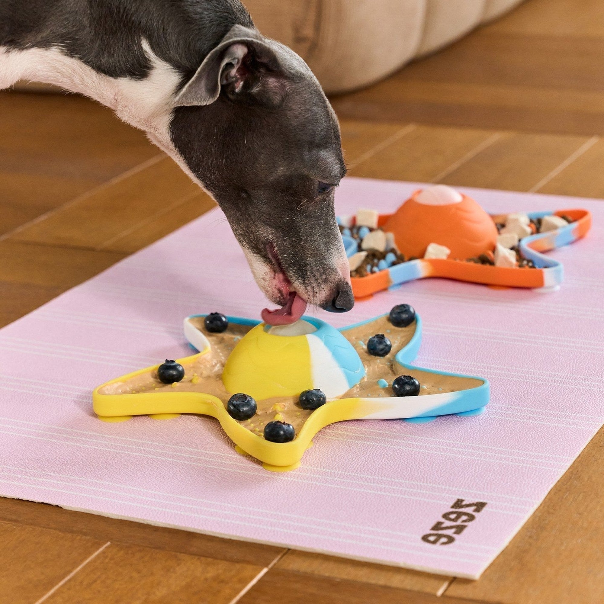 ZEZE Stella Starfish Lick Mat - Orange