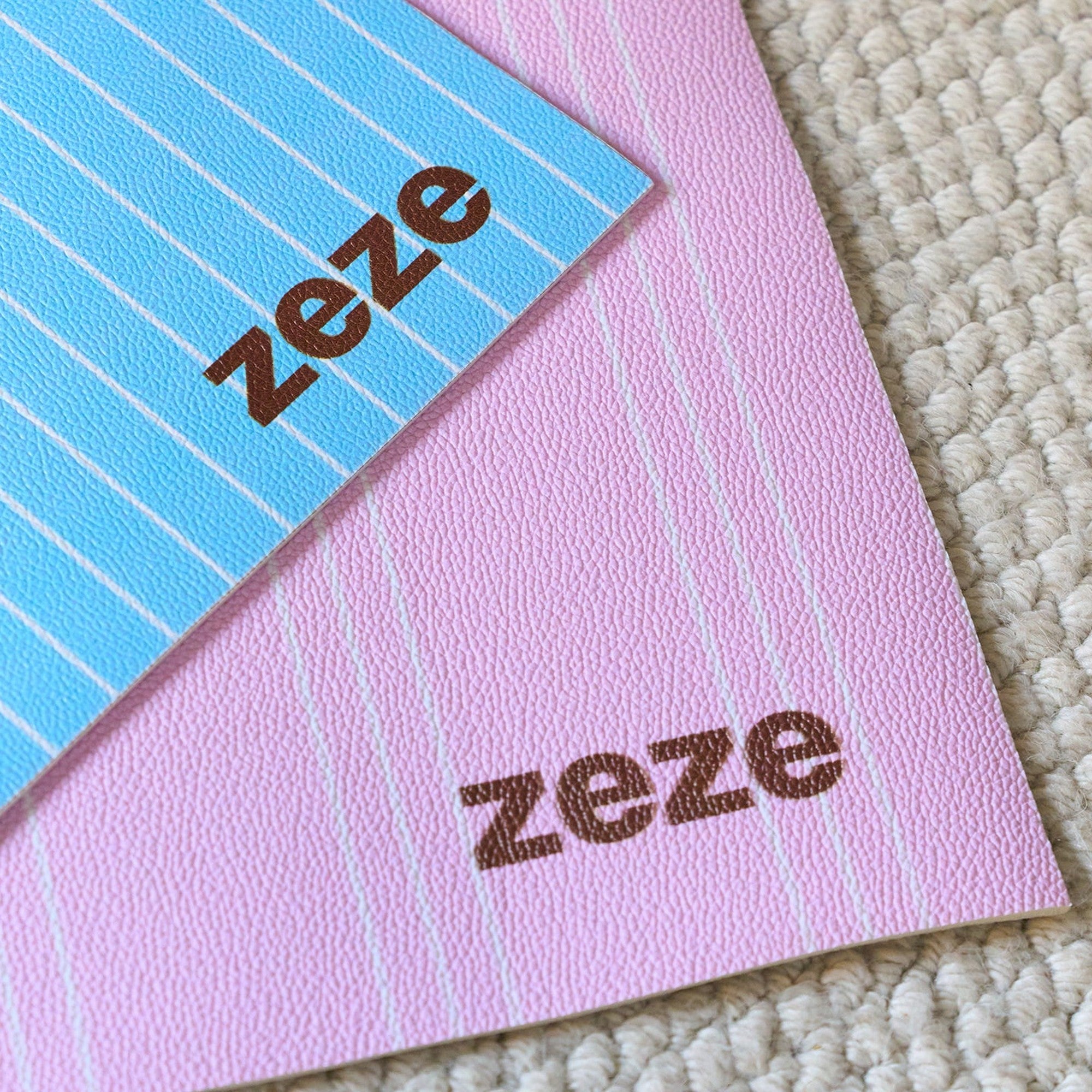 ZEZE Striped Pet Food Mat - Strawberry Cream