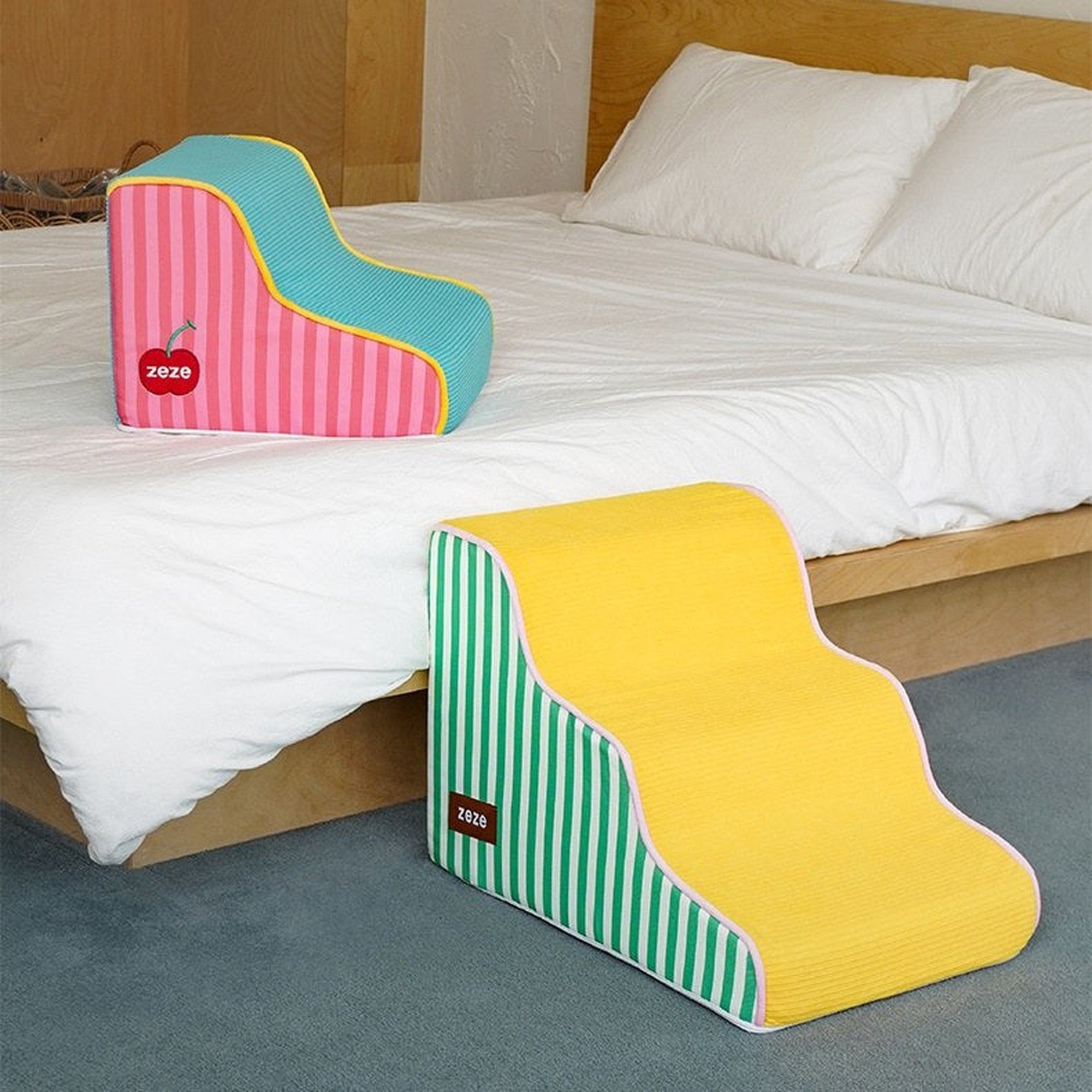 ZEZE Wave Pet Stairs - 3-Step, Green Stripe & Mango